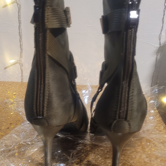 Elegant Olive Green Stiletto Ankle Boots - Picture 3 of 4